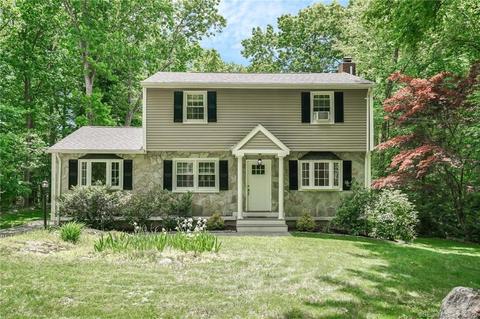 20 Jeremiah Rd, Newtown, CT 06482 photo 1