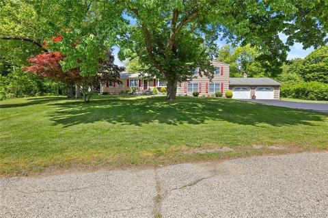 31 Williamsburg Dr, Monroe, CT 06468 photo 1