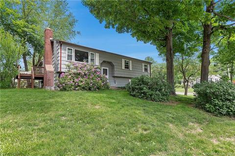 45 Cornwell Rd, Wallingford, CT 06492 photo 1