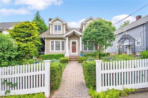 205 High St, Wallingford, CT 06492 photo 1