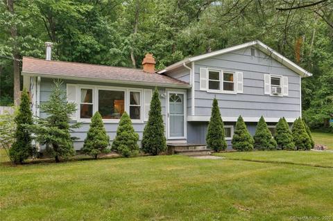39 Wiltan Dr, Monroe, CT 06468 photo 1