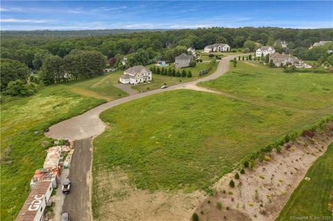 47 Skyview Rd, Orange, CT 06477 photo 1