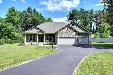 210 Rye St, Broad Brook, CT 06016 photo 1