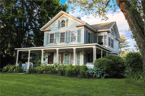 122 Commerce St, Clinton, CT 06413 photo 1