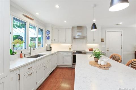 14 Range Rd, Norwalk, CT 06853 photo 1