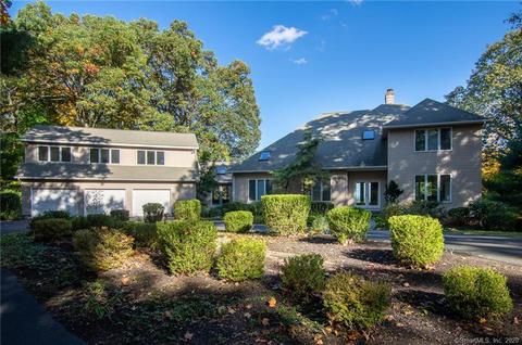 23 Stuart Dr, Bloomfield, CT 06002 photo 1