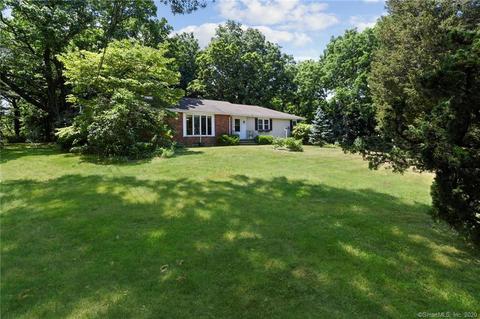 372 Demarest Dr, Orange, CT 06477 photo 1