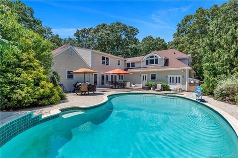 340 Watrous Point Rd, Old Saybrook, CT 06475 photo 1