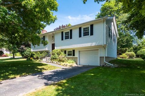 6 Seneca Dr, Groton, CT 06340 photo 1