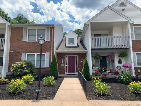 6 Concorde Way #B6, Windsor Locks, CT 06096 photo 1