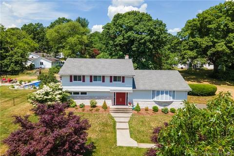 17 Windsor Rd E, North Haven, CT 06473 photo 1