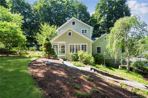 3 Brookside Pl, Wilton, CT 06897 photo 1