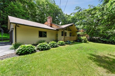 55 Cottage St, Monroe, CT 06468 photo 1
