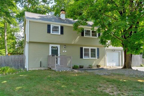 10 Chestnut Ln, Ledyard, CT 06339 photo 1