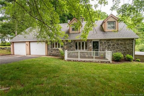 15 Laporte Rd, North Grosvenor Dale, CT 06255 photo 1