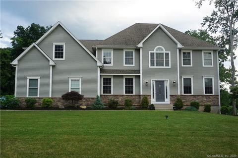 10 Benjamin Rd, Ellington, CT 06029 photo 1