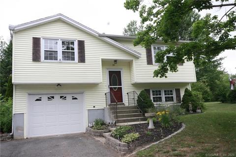 34 Cobblestone Ct, Torrington, CT 06790 photo 1