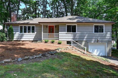 39 Forest Dr, Wethersfield, CT 06109 photo 1