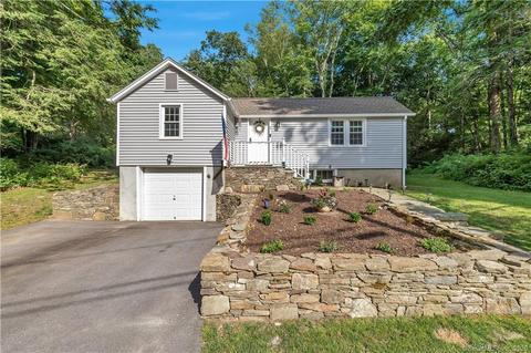 57 Olmstead Rd, Redding, CT 06896 photo 1