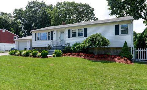 4 Stephen St, Derby, CT 06418 photo 1