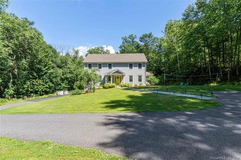 36 Putnam Park Rd, Redding, CT 06896 photo 1