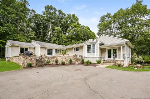 61 Gallows Hill Rd, Redding, CT 06896 photo 1