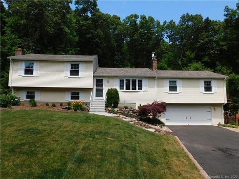 61 Greenes Ridge Rd, Hamden, CT 06514 photo 1