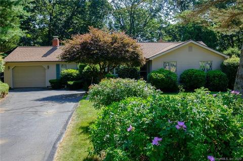 8 Meadow Ln, Prospect, CT 06712 photo 1