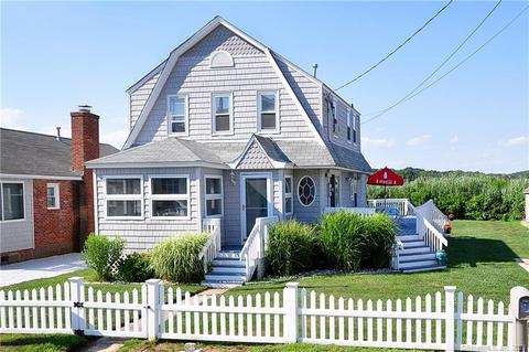 23 Beach Rd E, Old Saybrook, CT 06475 photo 1