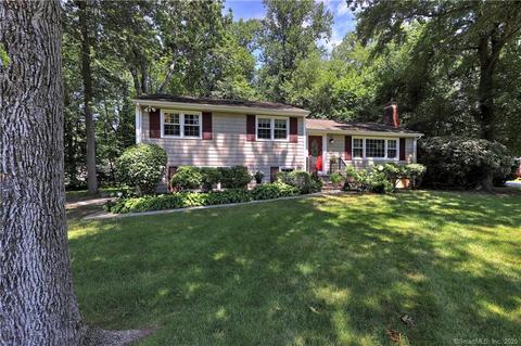397 Pine Tree Dr, Orange, CT 06477 photo 1