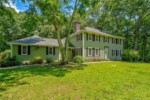 36 Coachman Pike, Ledyard, CT 06339 photo 1
