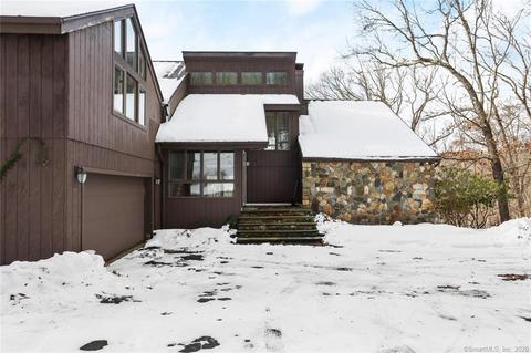 11 Little River Ln, Redding, CT 06896 photo 1