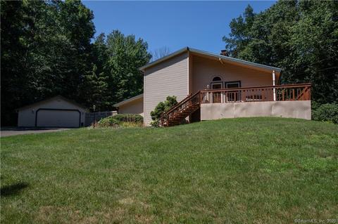 667 Williams Rd, Wallingford, CT 06492 photo 1