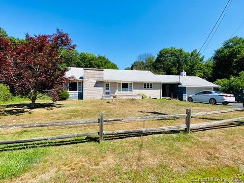 136 Reynolds St, Killingly, CT 06239 photo 1