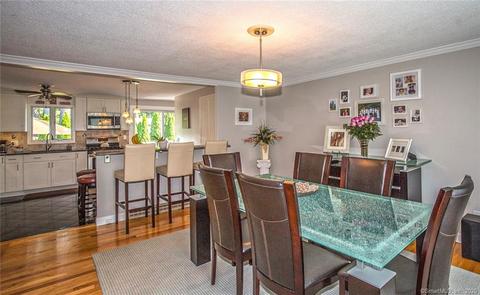 44 Quentin Rd, Springfield, MA 01129 photo 1