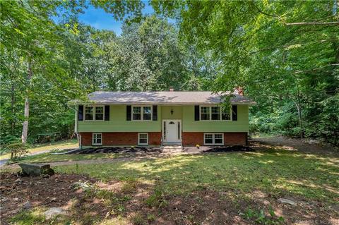 112 Deepwood Dr, Madison, CT 06443 photo 1