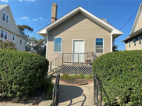 326 Seaview Ave, Bridgeport, CT 06607 photo 1