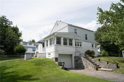 25 Beech St, Trumbull, CT 06611 photo 1