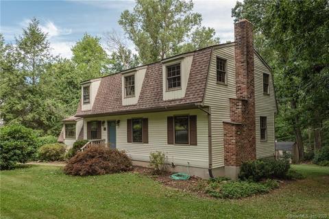 51 Osborne Hill Rd, Newtown, CT 06482 photo 1