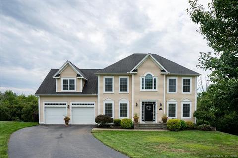 3 Silver Brook Ln, Torrington, CT 06790 photo 1