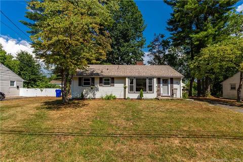 41 Daniel Blvd, Bloomfield, CT 06002 photo 1