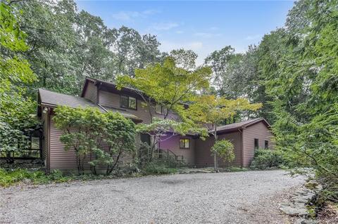 304 River Rd, Deep River, CT 06417 photo 1