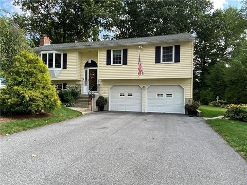 30 Carroll Dr, Torrington, CT 06790 photo 1