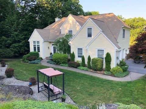 9 Falls Dr, Brookfield, CT 06804 photo 1
