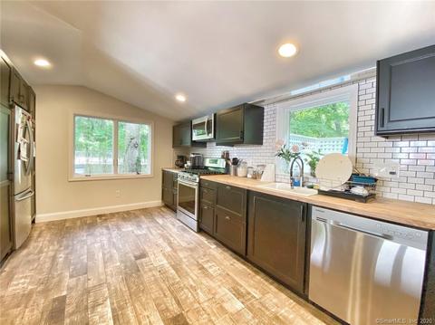 1707 Boston Post Rd, Darien, CT 06820 photo 1