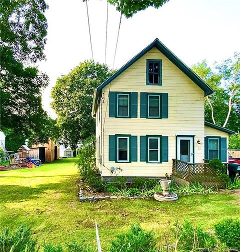 32 Bridge St, Deep River, CT 06417 photo 1