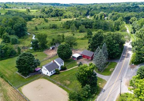 92 Thomaston Rd, Morris, CT 06763 photo 1