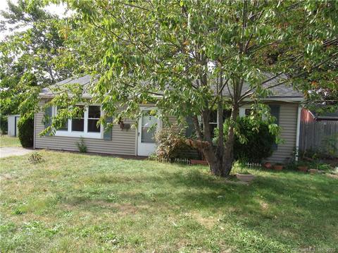 2 Hillcrest Rd, Wallingford, CT 06492 photo 1