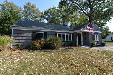 84 Mapleside Dr, Wethersfield, CT 06109 photo 1