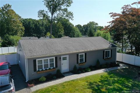 24 Jenna Rd, Wallingford, CT 06492 photo 1